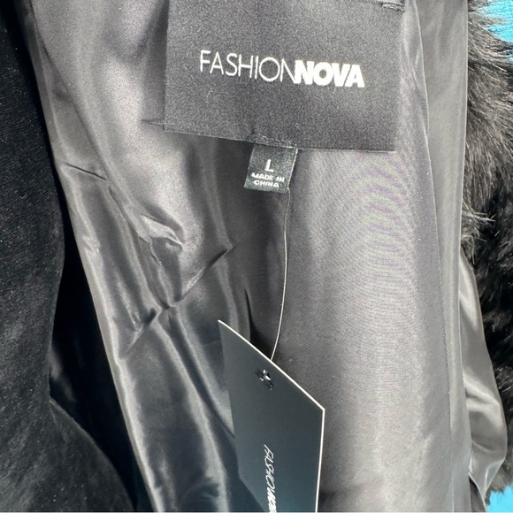 Fashion Nova Franchesca Fur Il Jacket Sz. L -Black - Picture 9 of 12
